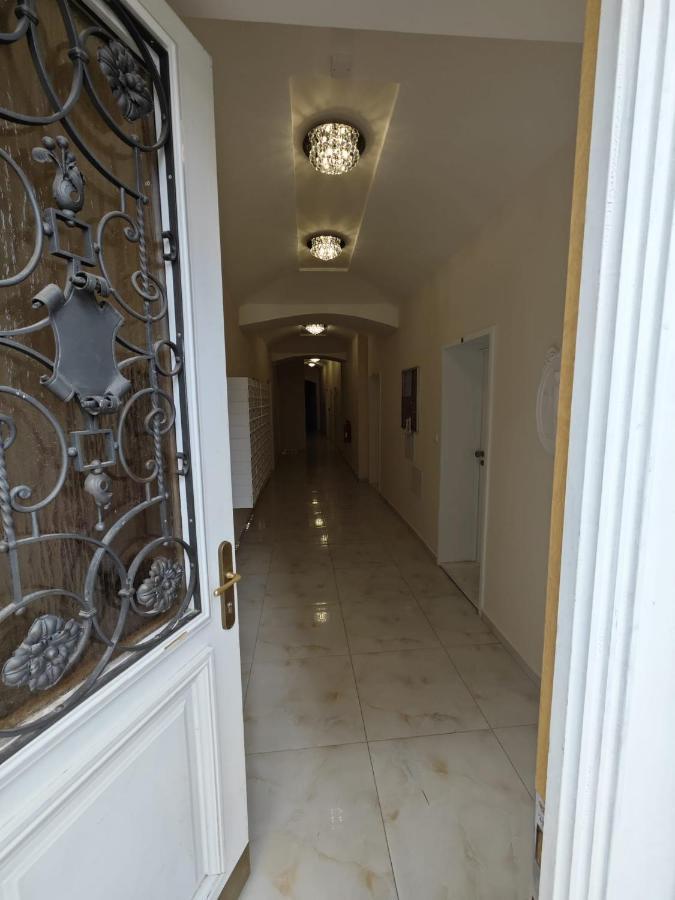 Residence Petrska New Town Прага Екстериор снимка