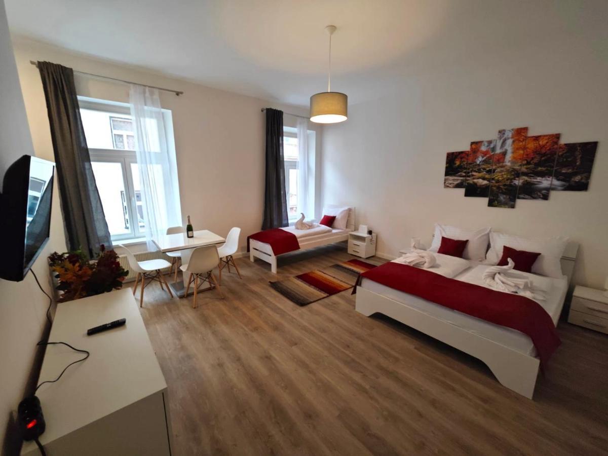 Residence Petrska New Town Прага Екстериор снимка